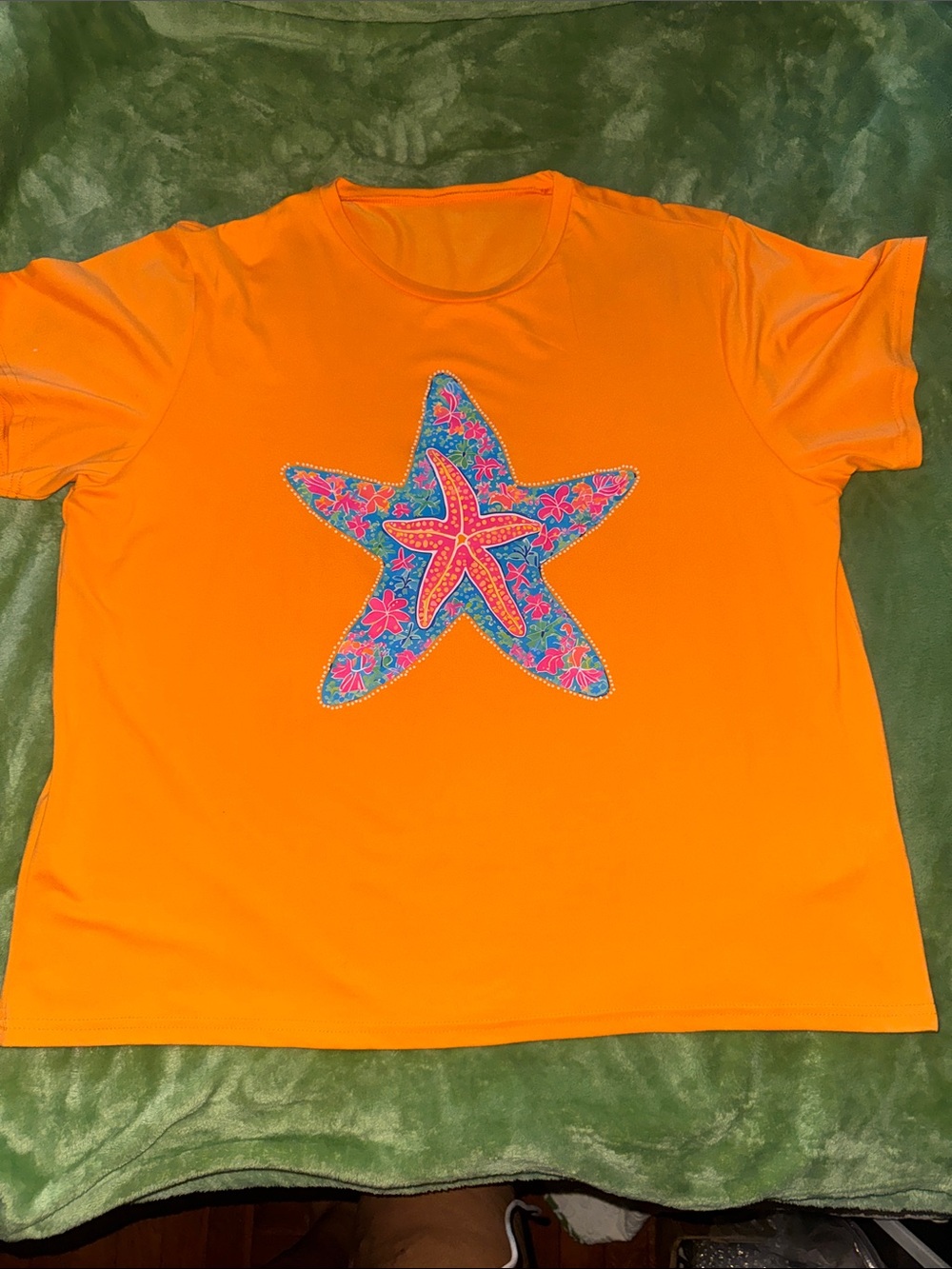 NWOT Orange Starfish Graphic Tee